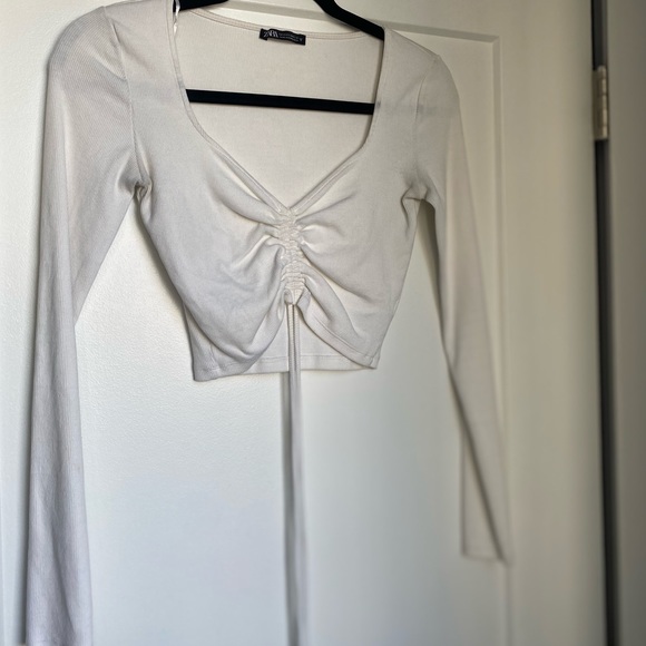 ZARA LONG SLEEVE CROP TOP WITH DRAW STRING - Picture 1 of 6